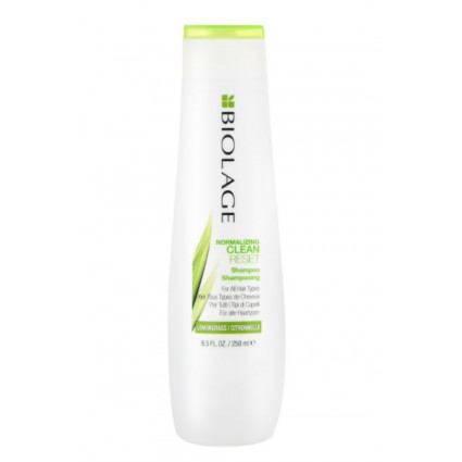 Очищаючий Шампунь для всіх типів волосся Matrix Biolage Normalizing Clean Reset 250 мл